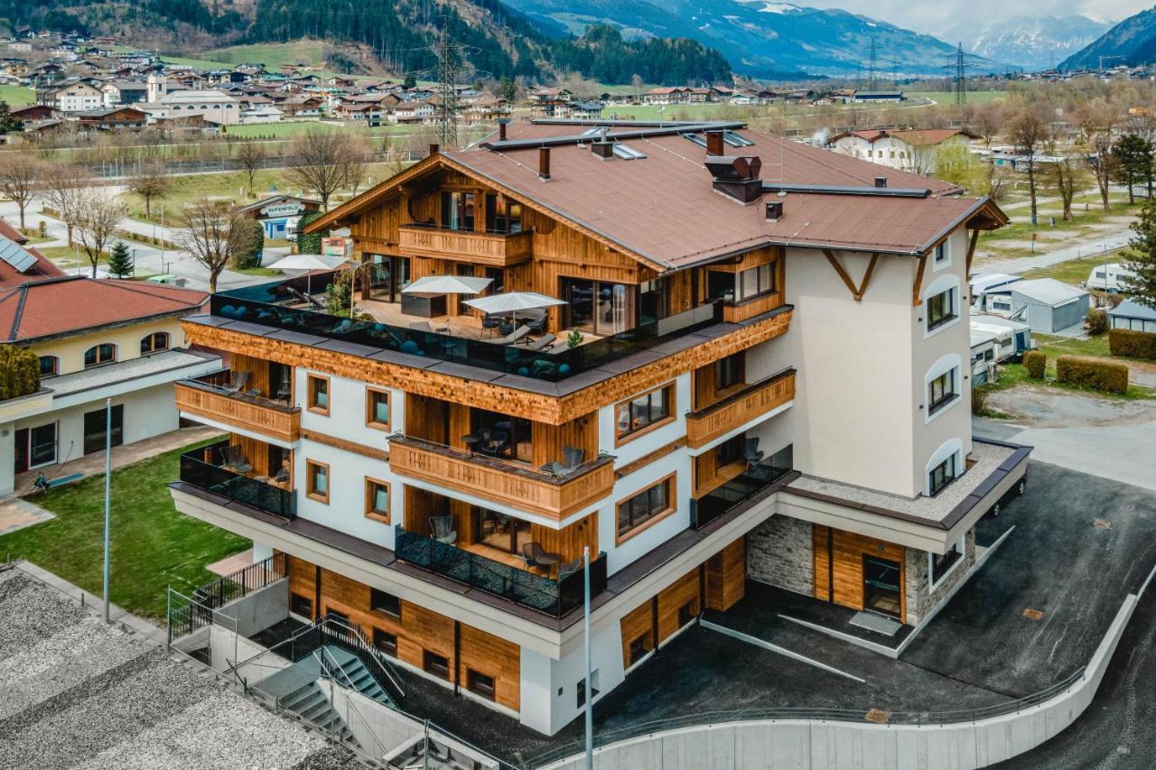 Apartmenthaus Wiesenhof Aschau Im Zillertal エクステリア 写真